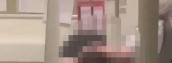 Тинејџери снимале двајца вработени додека имаат сексуални  односи за време на работното време (ВИДЕО+18)