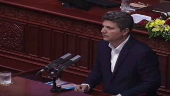 Илиоски до Заев: Како можете да си играте со чувствата на родителите на убиените деца кај Смилковско езеро