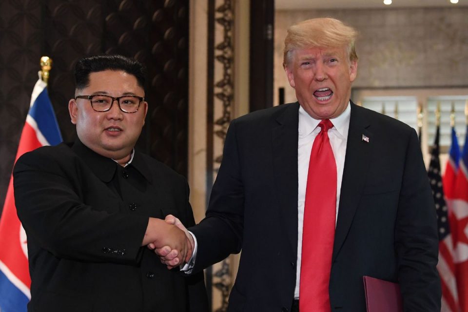 Доналд Трамп: Нуклеарните игри на корејскиот полуостров еднаш мора да сопрат