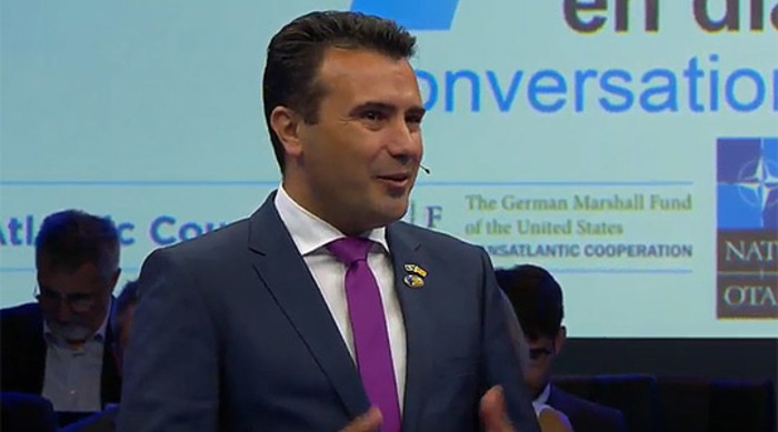 Заев: Радувај се Македонијо – портите за членство во НАТО се отворени