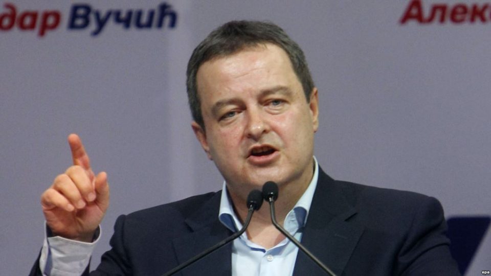 Дачиќ ја обвинува Македонија за лицемерие