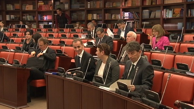Предлозите за уставни промени утре на собраниска комисија