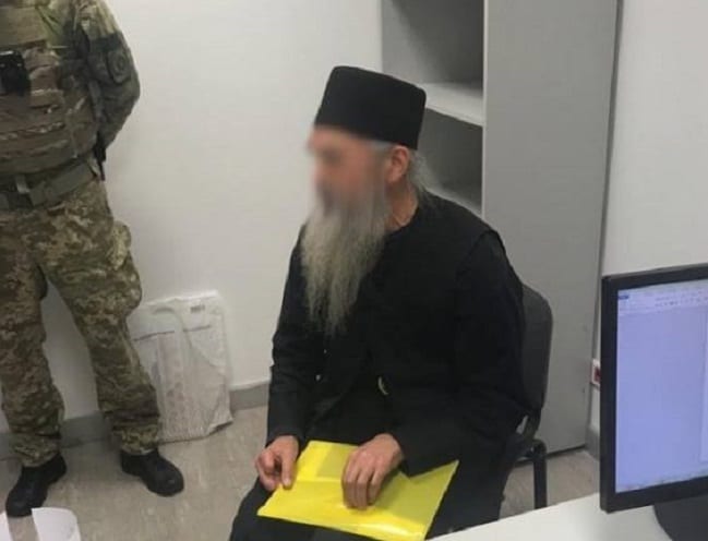 Монах од Света Гора со фалсификуван бугарски пасош приведен на аеродром