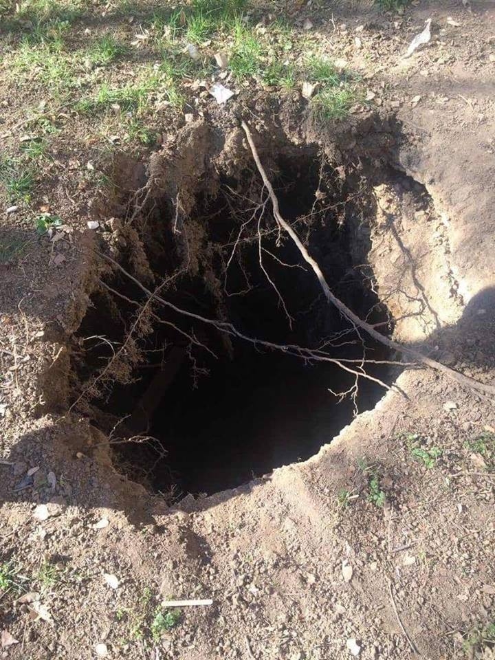 (ФОТО) По чудната дупка во Куманово, се отвори земјата и во Битола