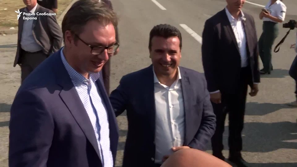 Вучиќ му врати на Заев: Поздрав друже