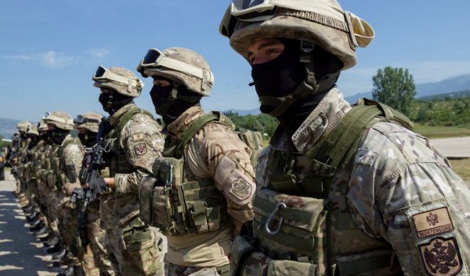 Црна Гора испраќа војска на границите, полицијата не може сама да се справи со мигрантите