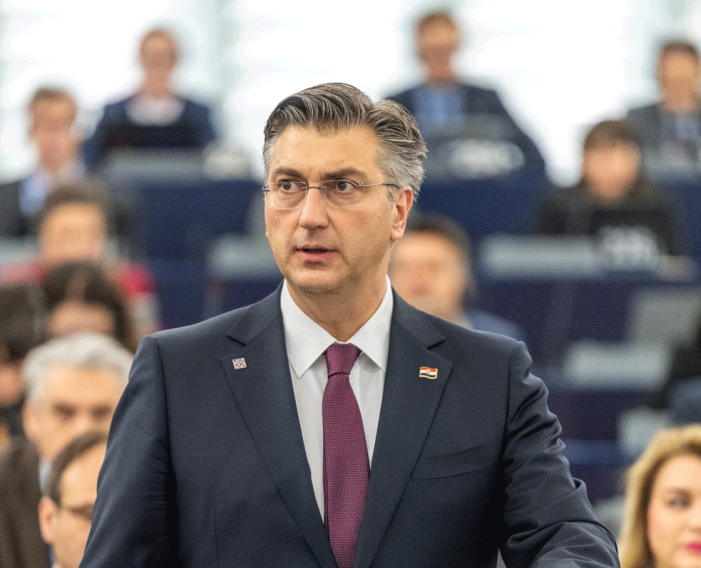 Пленковиќ: Амбиција на Хрватска е да обезбеди поддршка за старт на преговорите со Скопје и Тирана