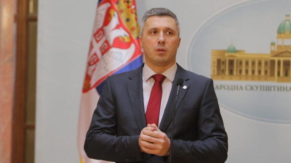 Српската опозиција ја  војската и полицијата да ги заштитат границите од  мигрантите