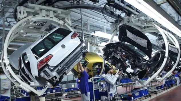Европската автомобилска индустрија почнува со работа
