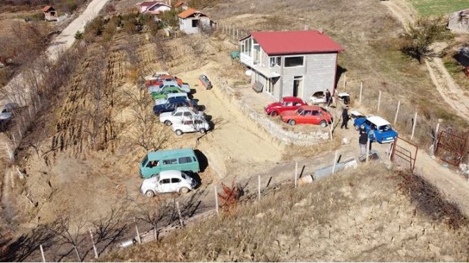 Прв музеј на стари автомобили во Делчево, располага со 17 олдтајмери