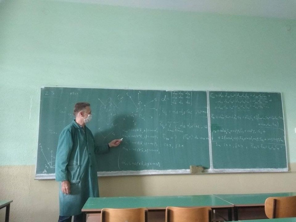Професор по теоретска механика: Добра вест, веќе нема да се влошува состојбата со Ковид-19