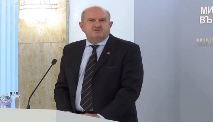Средба на Каракачанов со Бучковски: Со пријателски тон до разбирање и доверба