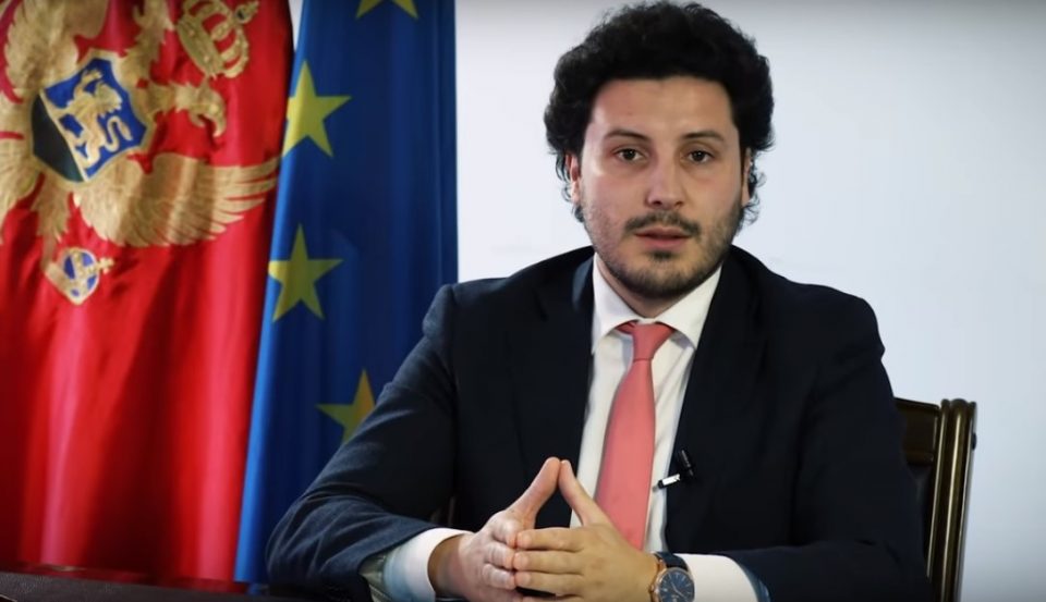 Абазовиќ: Ѓукановиќ ќе биде сменет aко го прекрши Уставот